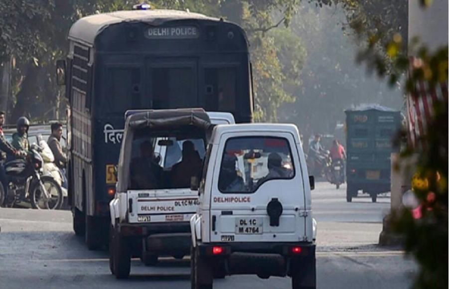 दिल्ली में अवैध बांग्लादेशियों पर बड़ी कार्रवाई, 770 भेजे गए