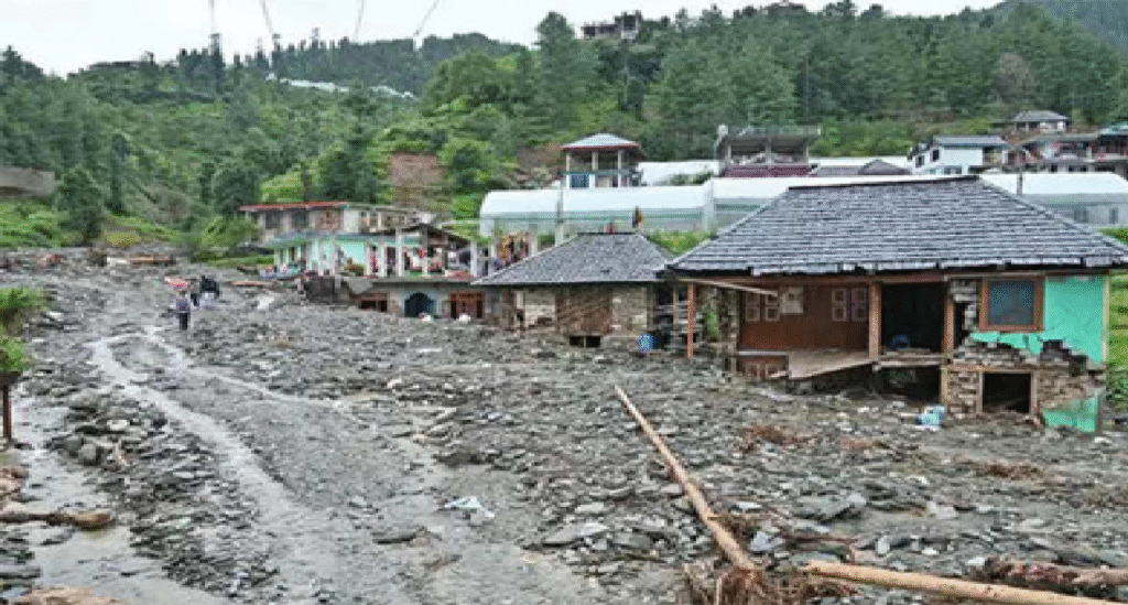 हिमाचल में हाहाकार: किन्नौर बाढ़ में फंसे सैकड़ों लोग, सेना का हाई-टेक रेस्क्यू