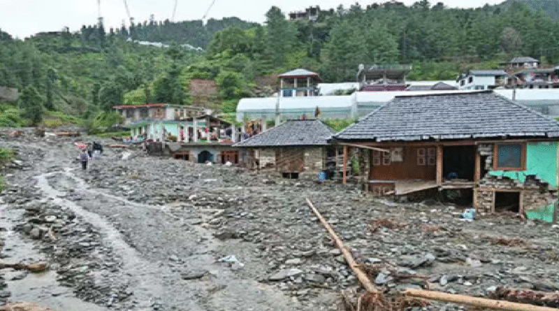 हिमाचल में हाहाकार: किन्नौर बाढ़ में फंसे सैकड़ों लोग, सेना का हाई-टेक रेस्क्यू