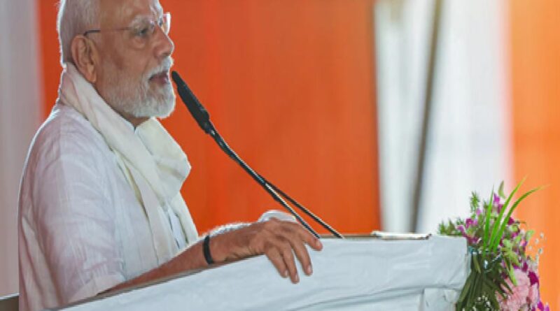मोदी का स्वदेशी पर ज़ोर: ट्रंप के टैरिफ़ के जवाब में 'वोकल फॉर लोकल' का संदेश